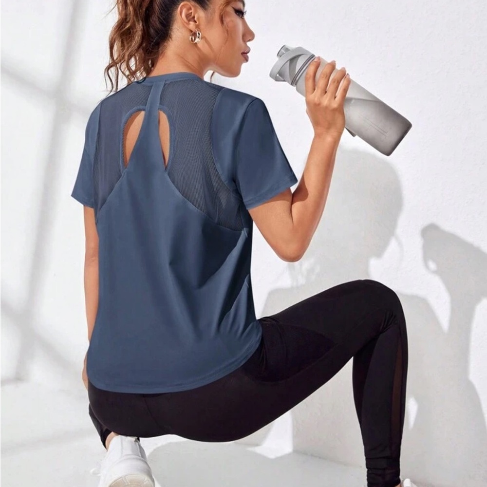 Women's Blue Activewear Top